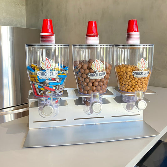 Estación con snacks a granel para la oficina